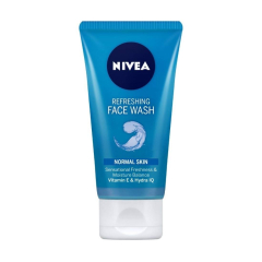  NIVEA Women Refreshing Face Wash, with Vitamin E, 150 ml