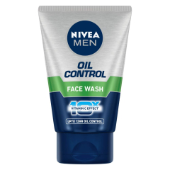  NIVEA Men Face Wash for Oily Skin, Oil Control for 12hr Oil Control with 10x Vitamin C Effect, 100 g
